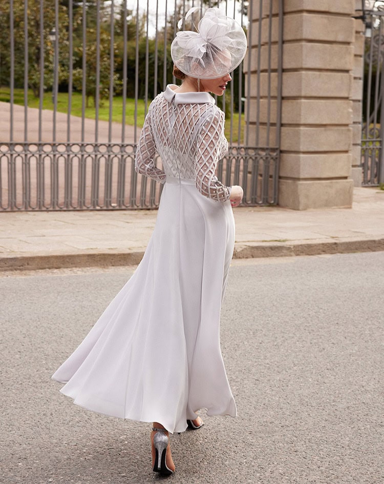 7G182 dos Couture Club robe de soirée fluide mousseline manches trois quarts col bateau satin robe mère des mariés magasin de robes de soirée Paris