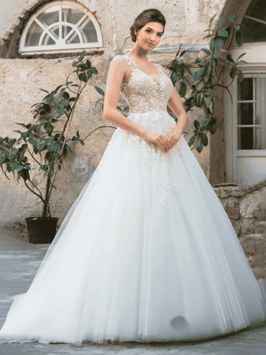 Alvina-face-MS-Moda-robe-de-mariee-princesse-top-en-transparence-de-dentelle-decollete-V-jupe-tulle-applications-de-dentelle-traine-magasin-de-robes-de-mariee-Paris