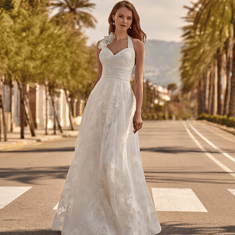 ro671h face Créatif Paris robe de mariée taille haute dentelle bustier coeur fermeture cou magasin de robes de mariée Annecy