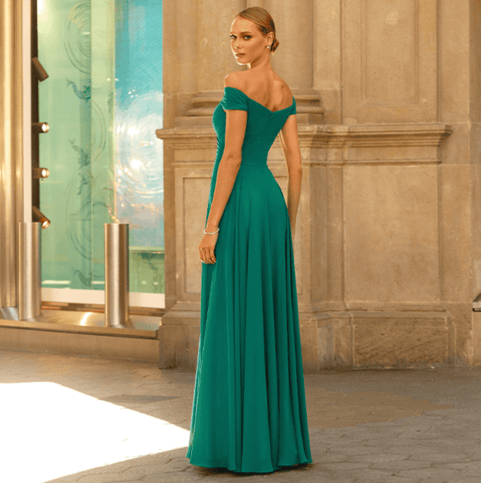 RO664 face Créatif Paris robe de soirée fluide mousseline magasin de robes de soirée Paris Annecy