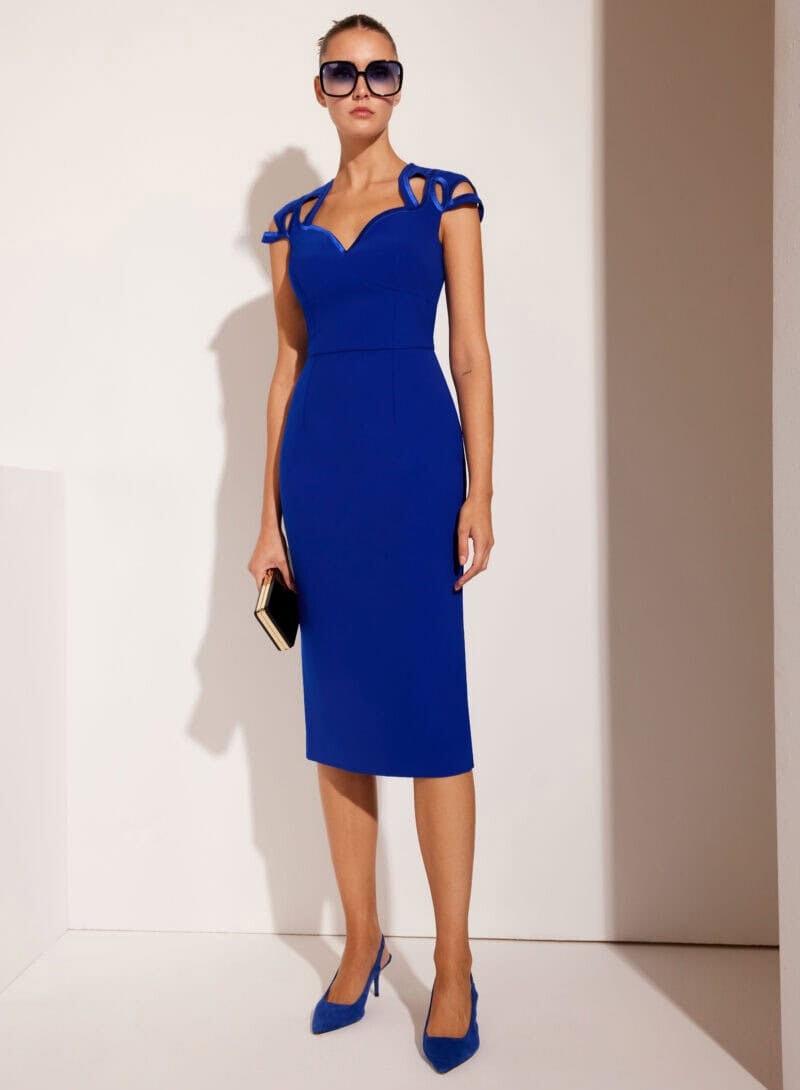 51514 face Carla Ruiz robe de cocktail mi longue droite encolure coeur bretelles contemporaines robe mère des mariés magasin de robes de soirée Paris