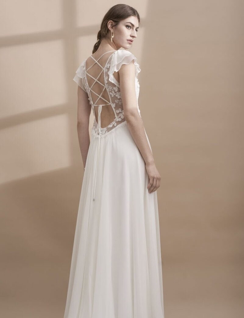 Honoré dos Rembo Atelier robe de mariée fluide simple épuré bohème contemporaine dentelle mousseline magasin de robes de mariée Nogent-sur-Marne