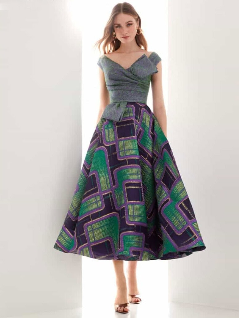 VL5531 face Valerio Luna robe de soirée forme patinseuse top type cache coeur drapé ceinture avec pan jupe évasée manchettes magasin de robes de soirée Paris Annecy