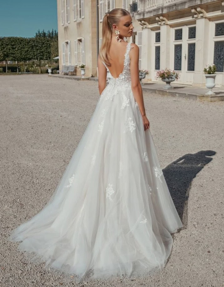 44468 dos Justin Alexander robe de mariée trapèze A-line dentelle tulle manches amovibles décolleté V petite traîne magasin de robes de mariée Nogent-sur-Marne