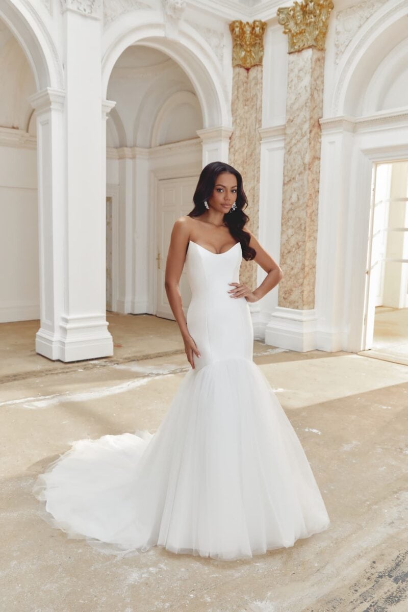 44550 face Justin Alexander robe de mariée sirène jupe tulle bustier vague satin traîne boutique de robes de mariée Paris