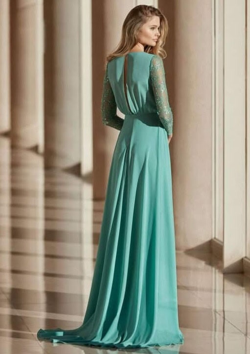 7T199 dos Rosa Clara robe de soirée longue crêpe fluide manches longues dentelle robe maman des mariés magasin de robes de soirée Paris