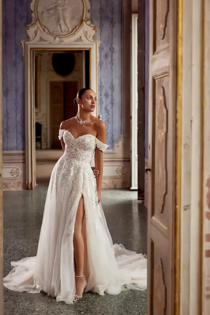 Carlee face Justin Alexander robe de mariée trapèze A-line boutique Nogent sur Marne