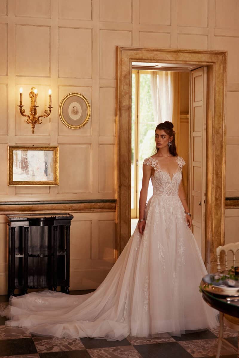 Idina face Justin Alexander robe de mariée princesse boutique nogent sur marne