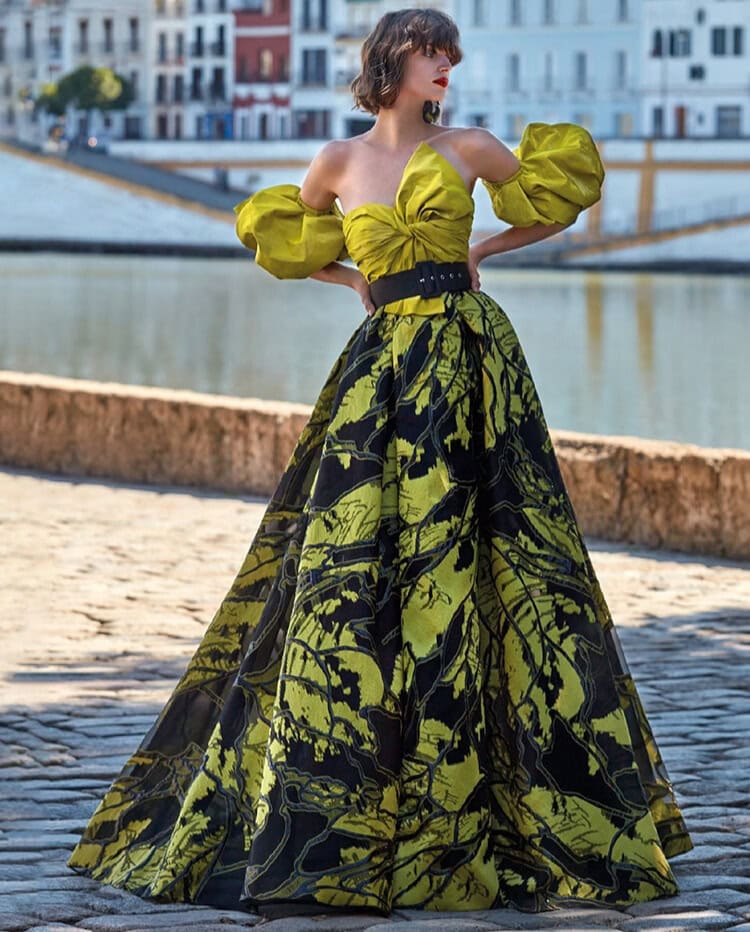 VL5404 face Valerio Luna robe de soirée princesse bustier taffetas noeud ceinture jupe brocard large robe maman des mariés magasin de robes de soirée Paris