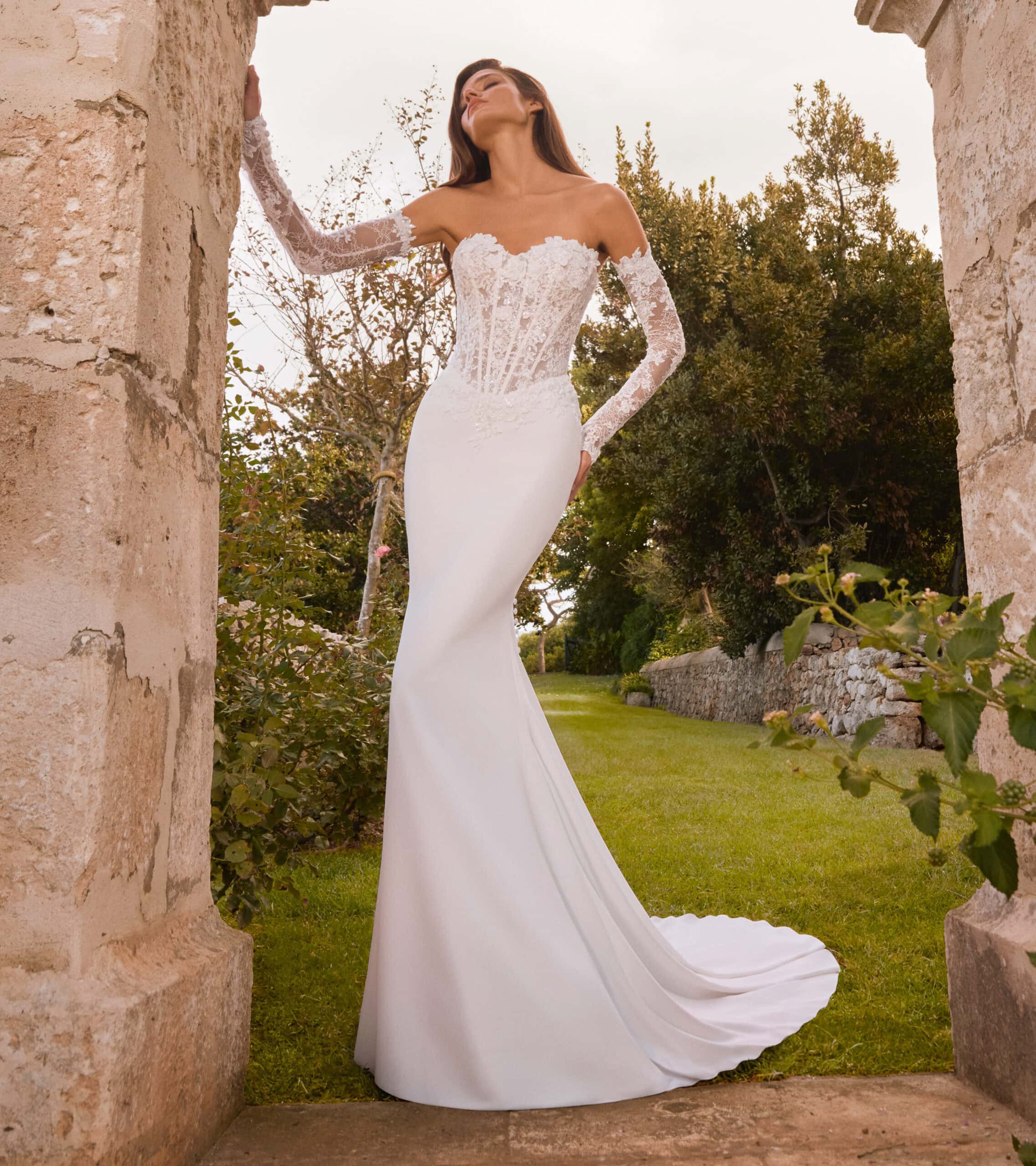 clarisse face alberto palatchi robe de mariée sirene mousseline dentelle bustier boutique robes de mariée annecy