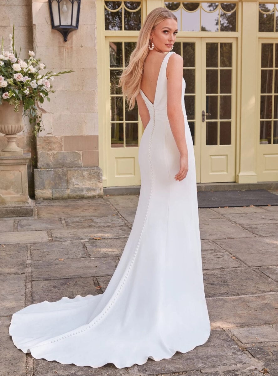 44325 dos Justin Alexander robe de mariée sirène top drapé décolleté V bretelles traîne boutique de robes de mariée Paris