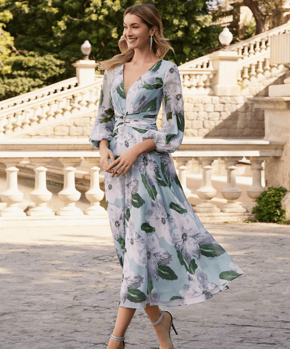 7G130 face Couture Club robe de soirée décolleté V manches bouffantes longues ceinture large taille longueur jupe 3:4 magasin de robes de soirée Paris