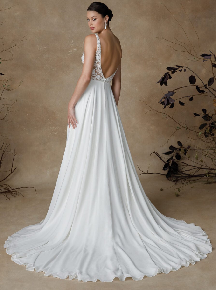 Graciela dos Justin Alexander robe de mariée fluide top dentelle décolleté V bretelles jupe mousseline magasin de robes de mariée Paris