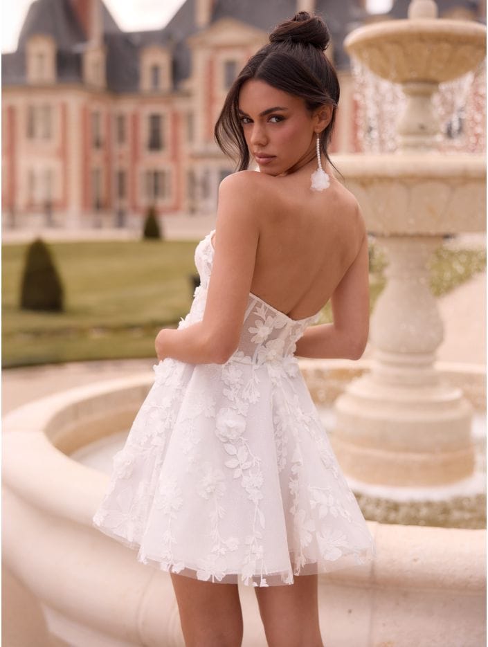 Bellita dos Bianco Evento robe de mariée courte coupe patineuse bustier coeur jupe style année 60 magasin de robes de mariée Annecy