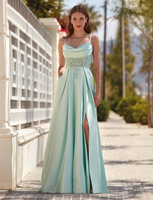 R195L face Créatif Paris robe de soirée fluide satin top benitier draoé fines bretelles bustier dentelle jupe plis creux fendue magasin de robes de soirée Annecy