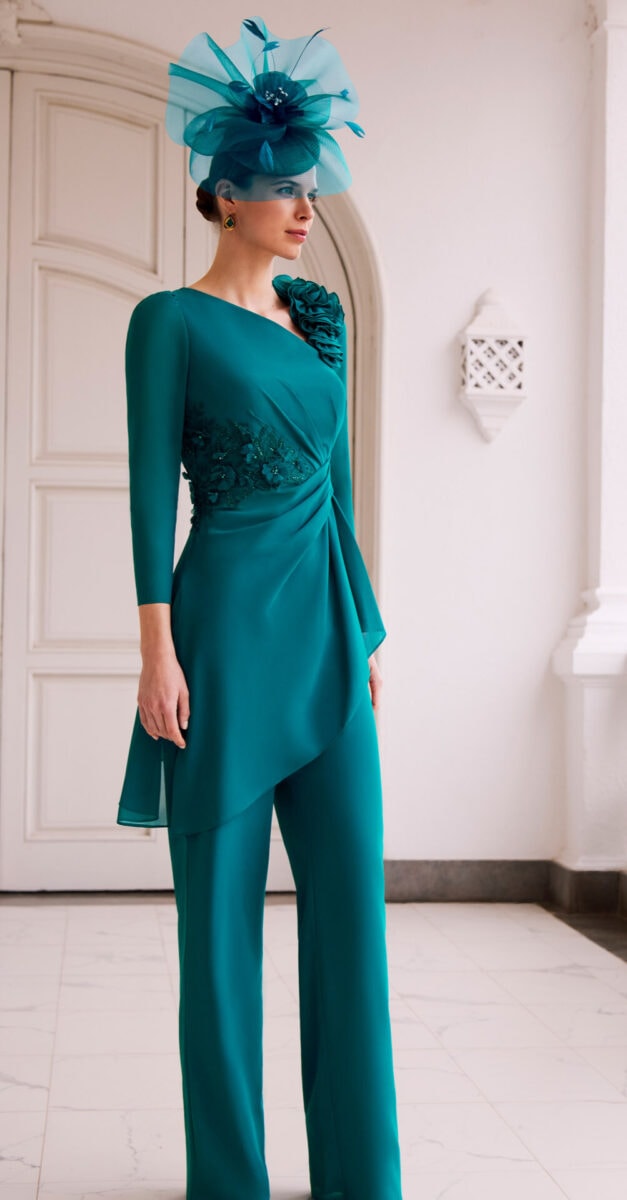 1G44 face Couture Club ensemble plantalon top asymétrique pantalon droit fluide ensemble maman des mariés magasin de robes de soirée Paris