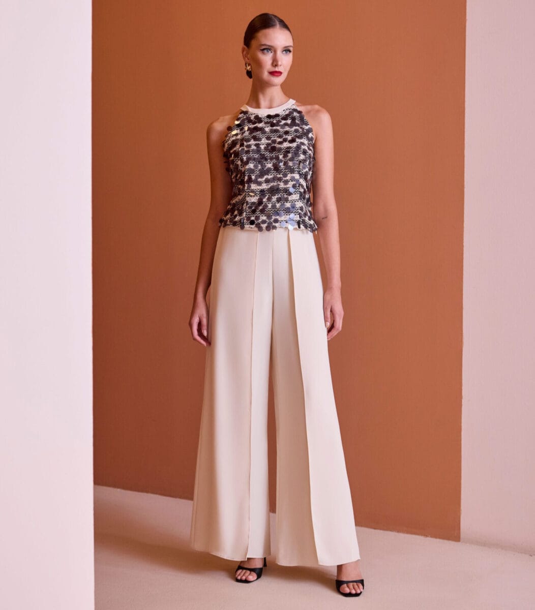 52618 face Carla Ruiz ensemble de mariage pour maman des mariés top pantalon encolure américaine pantalon évasé à pinces magasin de robes de soirée Paris