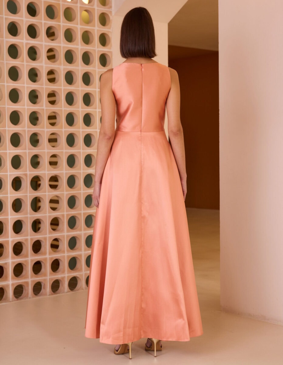 52625 dos Carla Ruiz robe de soirée longue patineuse mikado tenue maman des mariés top décolleté V jupe plis magasin de robes de soirée paris