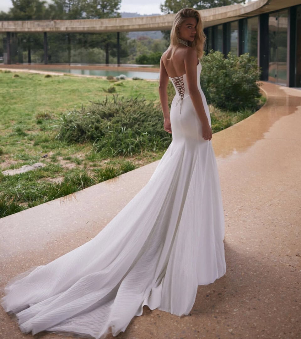 Everett dos Eva Lendel robe de mariée sirène crêpe bustier jupe plis traîne magasin de robes de mariée Paris