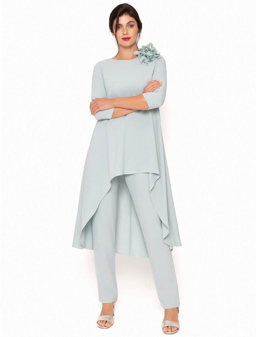 1017 face Moncho Heredia ensemble pantalon blouse fluide maman des mariés magasin de robes de soirée Paris