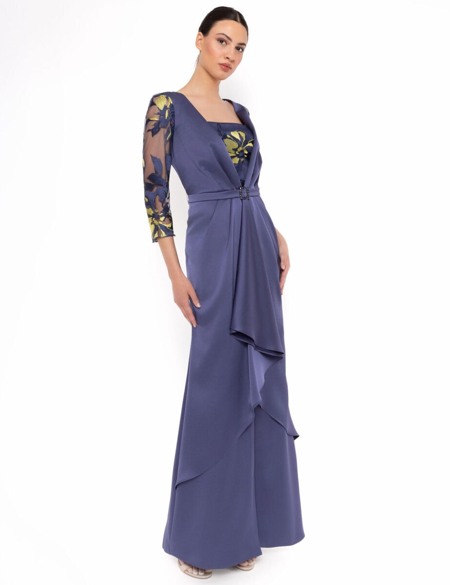 52536 face Carla Ruiz robe de soirée longue satin robe mère des mariés magasin de robes de soirée Paris