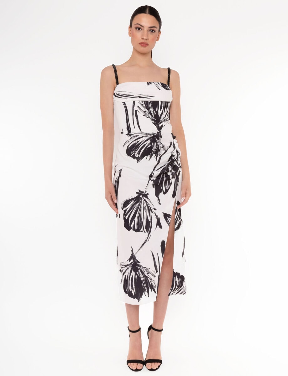 52670 face Carla Ruiz robe de soirée midi ajustée décolleté droit bretelles fines jupe fendue robe mère des mariés magasin de robes de soirée Paris