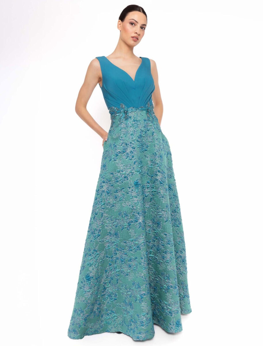 52718 face Carla Ruiz robe de soirée longue évasée top mousseline jupe brocard robe mère des mariés magasin de robes de soirée Paris