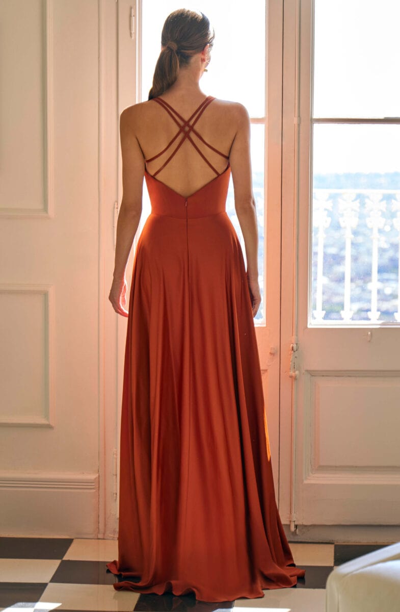 Ro636s dos Créatif Paris robe de soirée satin col beniter robe maman des mariés magasin de robes de soirée Paris