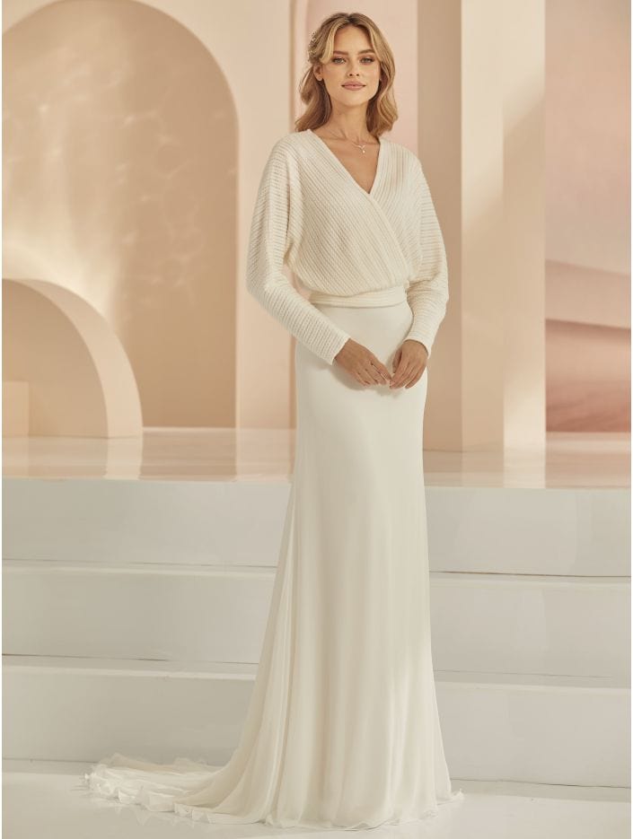 Makira face Bianco Evento jupe de mariée mousseline fluide simple épurée magasin de robe de mariée Annecy