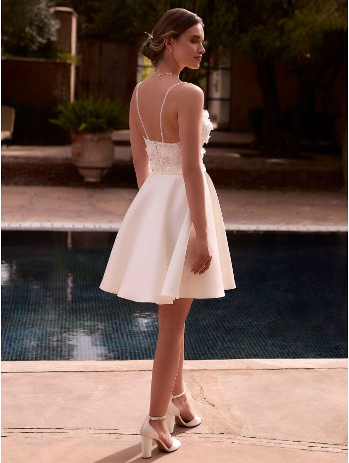 Quincy dos Bianco Evento jupe courte évasée mariée civile magasin de robes de mariée Annecy