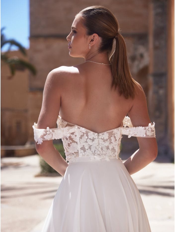 E471 dos Bianco Evento bustier dentelle pour mariée magasin de robes de mariée Annecy