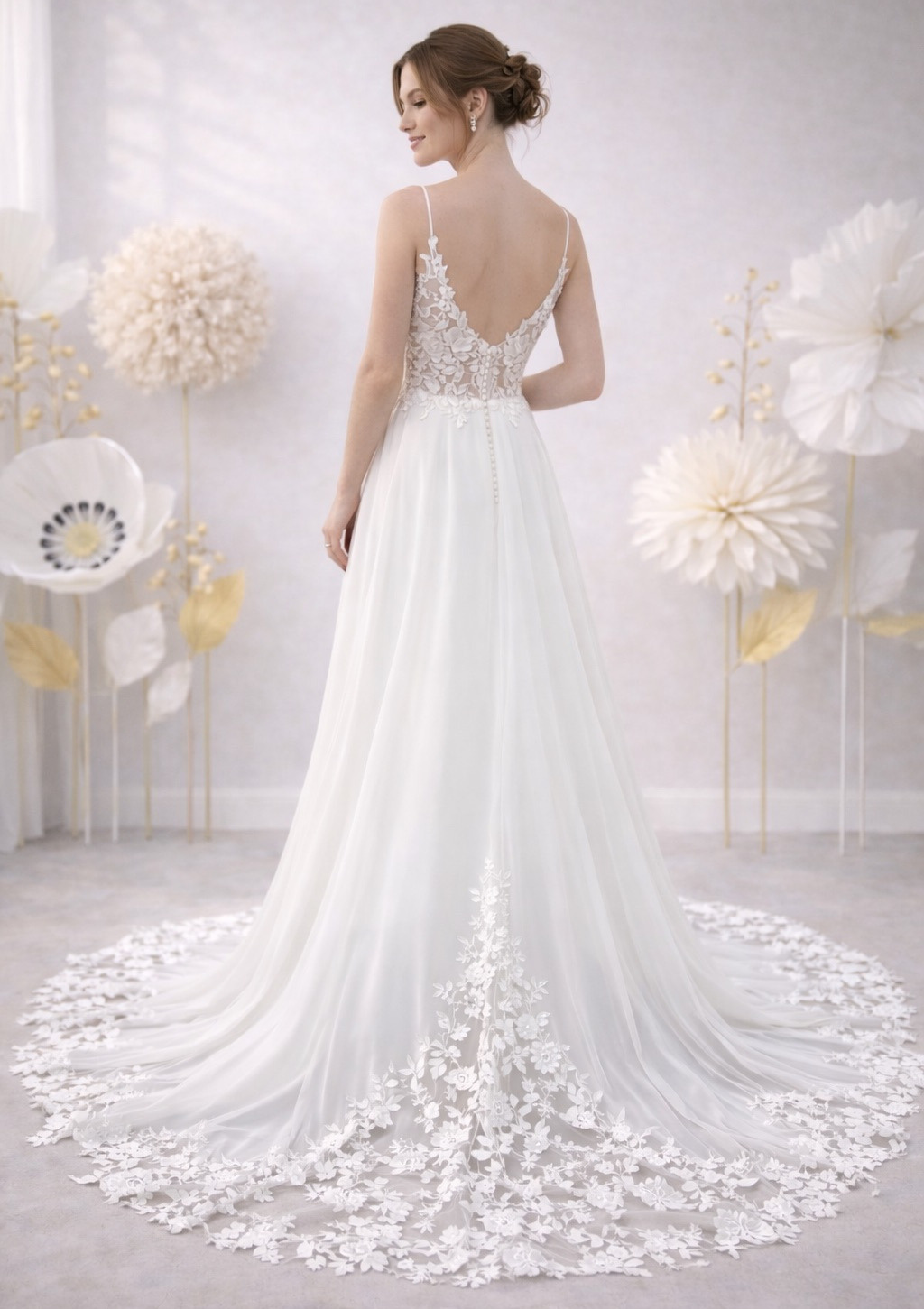 Alcea dos Atelier Novia robe de mariée trapèze A-line top guipre jupe mousseline traîne dentelle magasin de robes de mariée Paris Annecy