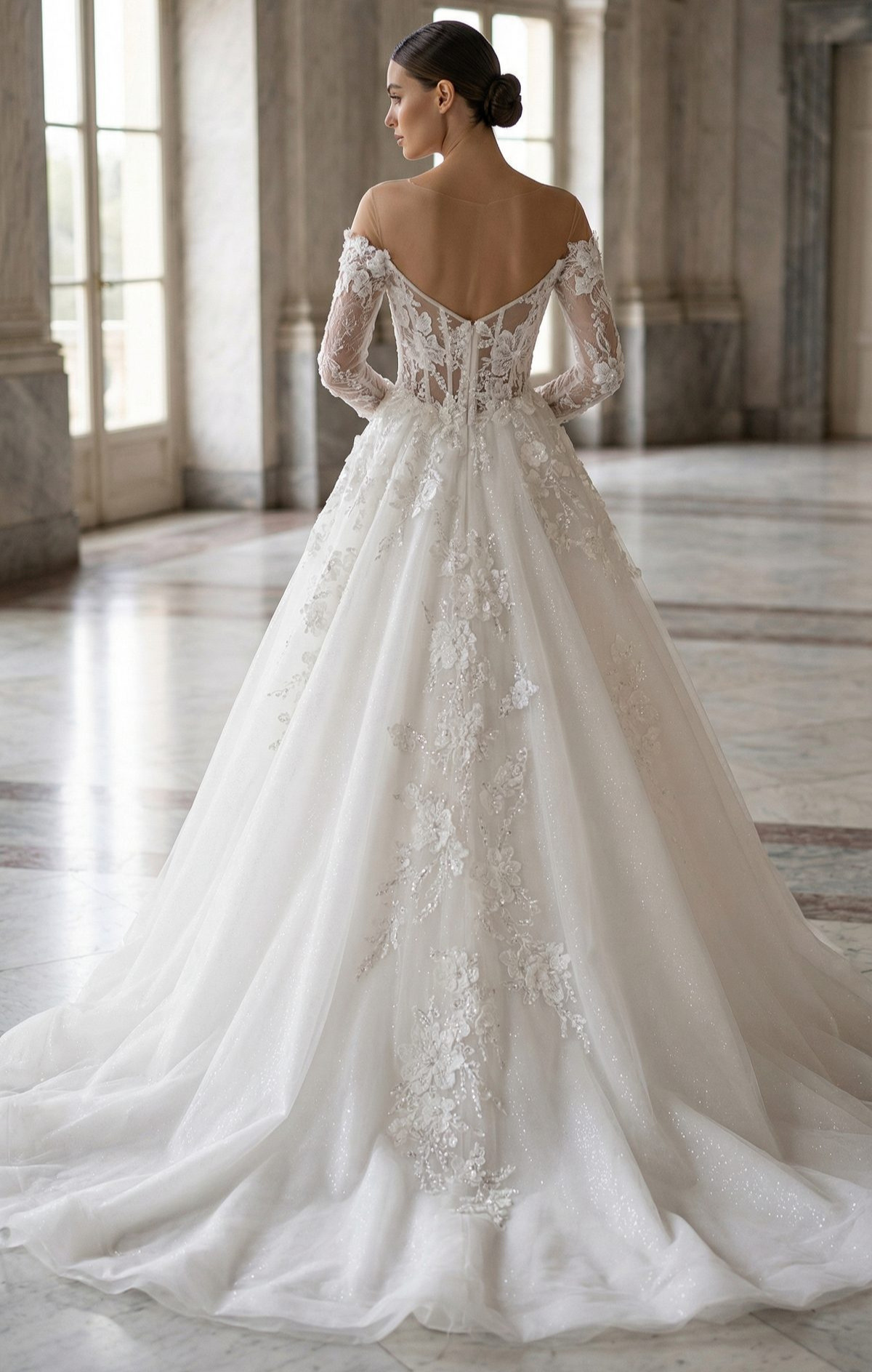 Branda dos MS Moda robe de mariée princesse tulle dentelle manches longues bustier vague traîne magasin de robes de mariée Paris